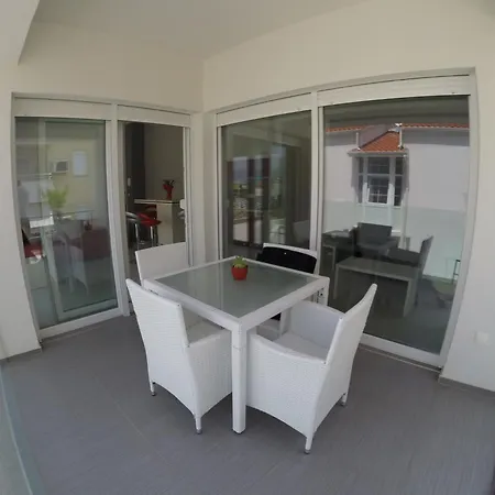 Exclusive Palace Ii Apartment