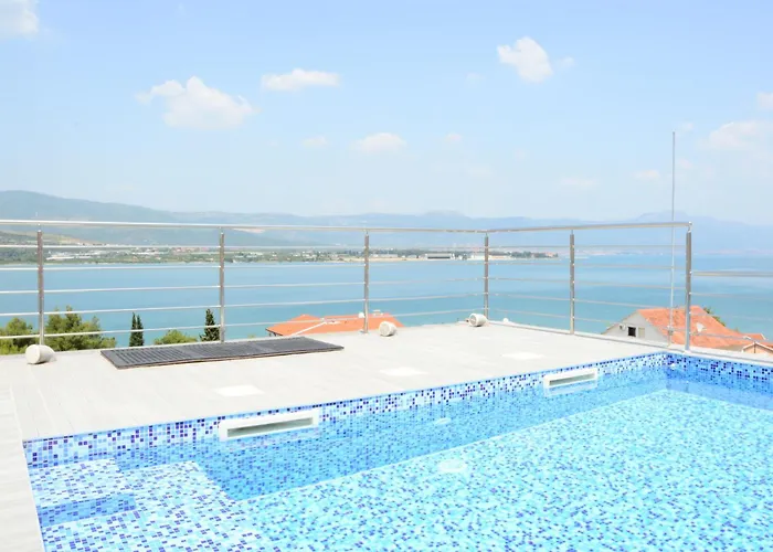 Exclusive Palace Ii * Trogir